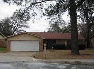 1109 Blue Carriage Ln N, Fort Worth, TX 76120