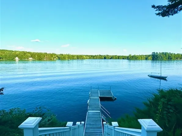 (undisclosed Address), Winthrop, ME 04364