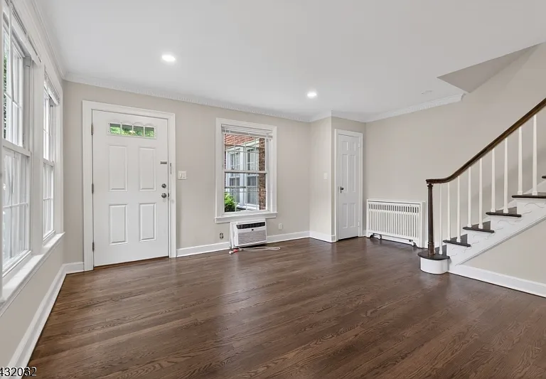 180 Summit Ave #B — Photo 8