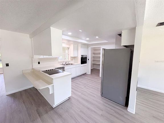 2nd image of 1148 WENTWORTH CIRCLE