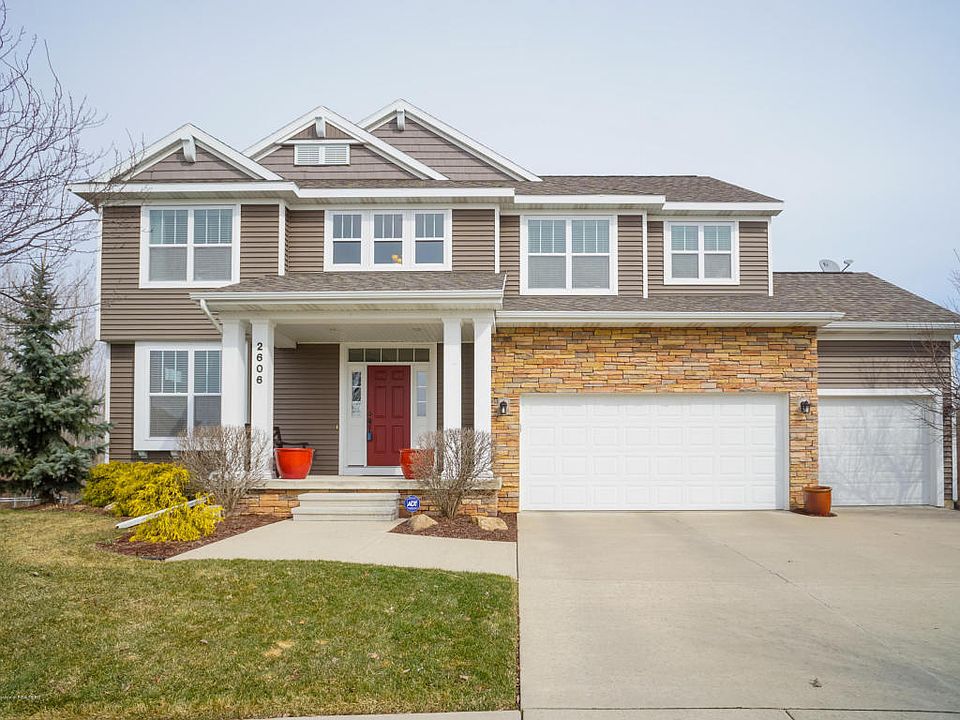1st image of 2606 Elderberry Dr