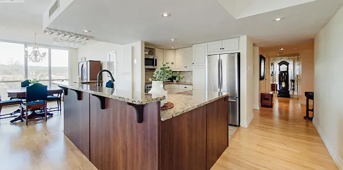 3 bed, 1400 sqft, $2,400 — Photo 4