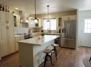7421 N 67th Dr, Glendale, AZ 85303