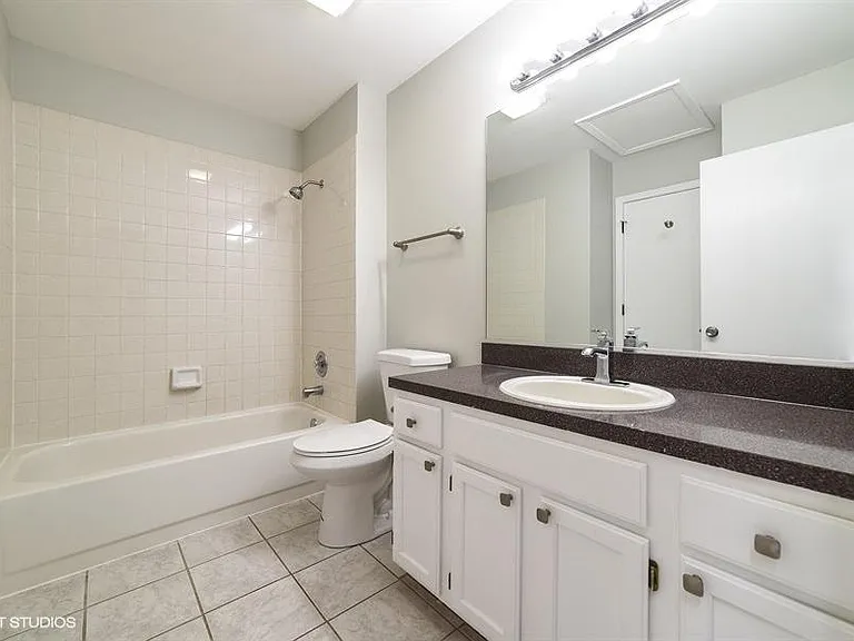 1326 Brunswick Ct — Photo 7