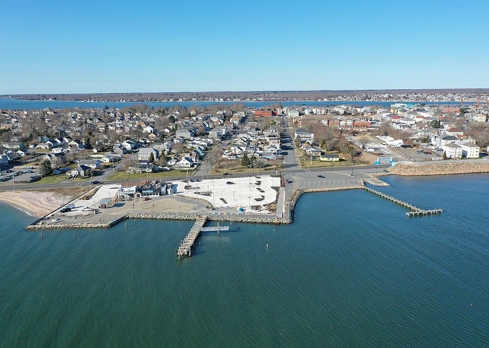15011501B E Rodney French Blvd, New Bedford, MA 02744 MLS 73212497