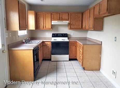 3rd image of 2855 Hanna Pl
