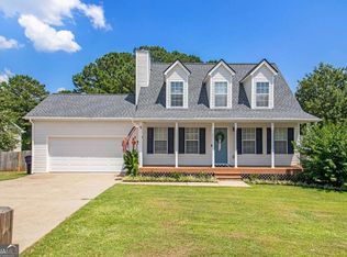 106 Calico Loop, Grantville, GA 30220
