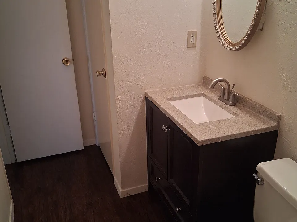 514 Button Dr