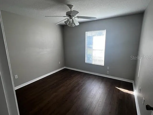 17 Eastgate Ln — Photo 8