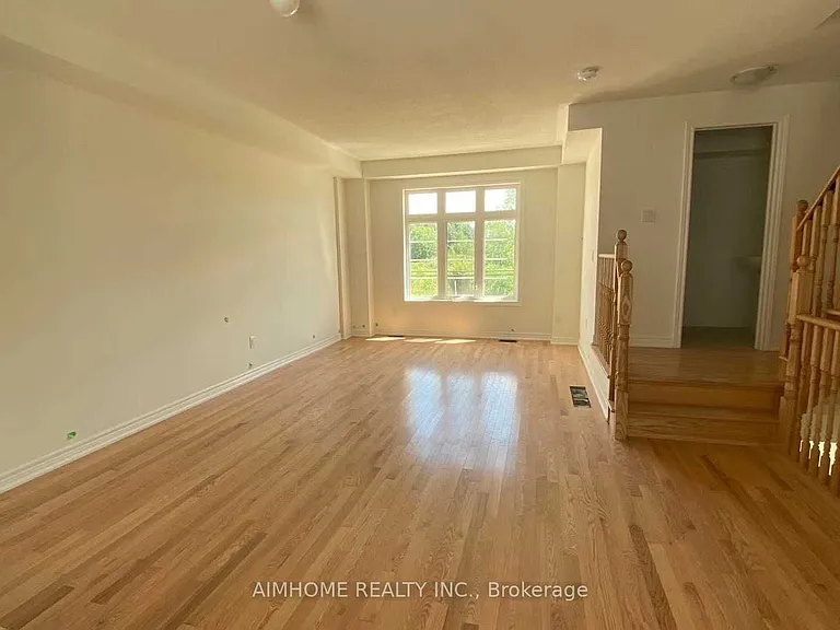 290 King Rd — Photo 3