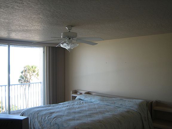 Master With Great Ocean View