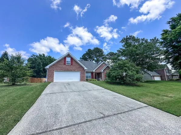 4385 Foxberry Run, Loganville, GA 30052