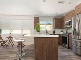 Santa Monica 3 Bedroom 2 Bath Apartment Home, Santa Monica, CA 90404