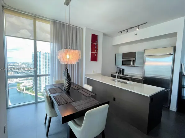 55 SE 6th St APT 4102, Miami, FL 33131