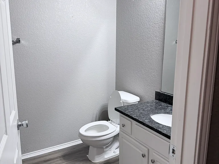 217 Harris Dr #22 — Photo 7
