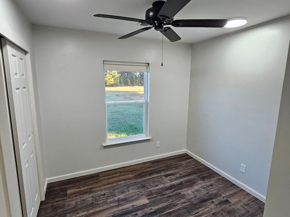 105 Henegar Rd #107
