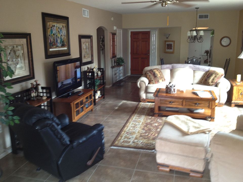 Living Room / Tile Floors