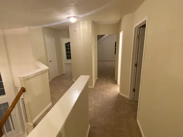 13910 Sableridge Dr — Photo 11