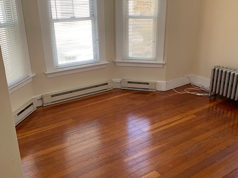 634 Main St #2 — Photo 5