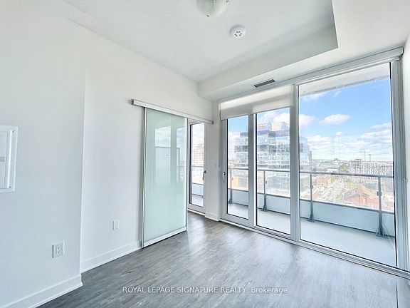 2nd image of 70 Princess St #1502