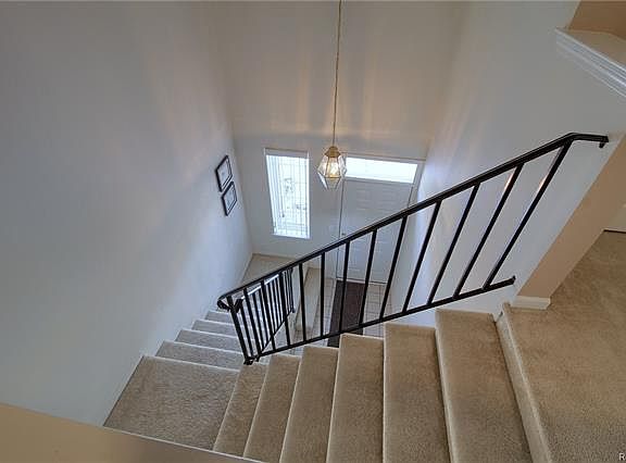 3rd image of 15326 Cornell Dr