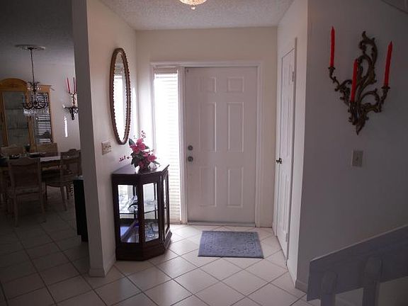 5th image of 460 Sherwood Forest Dr