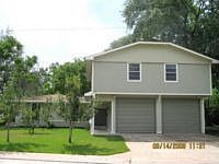 1st image of 102 Acacia St