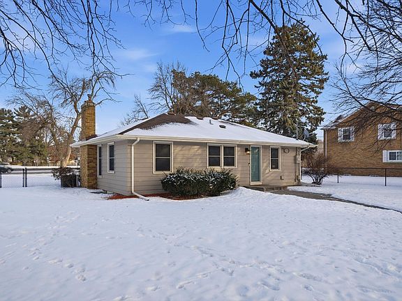 2nd image of 4711 Lakeland Ave N