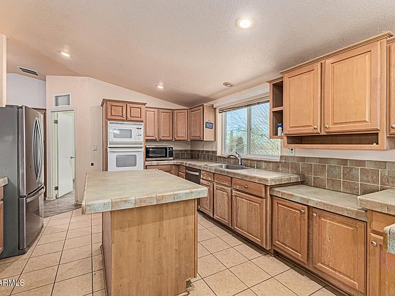 5th image of 25206 W ROCKAWAY HILLS Drive