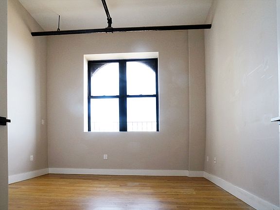 4th image of 65 S 11th St APT 6A