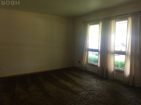 2nd image of 1386 Morningside Dr