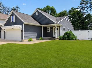 3801 Bobcat Ct, Midland, MI 48642