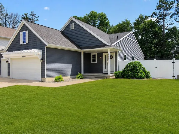 3801 Bobcat Ct, Midland, MI 48642