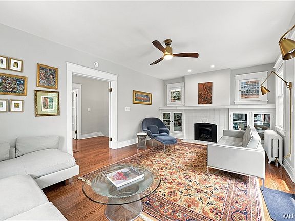 4th image of 546 Richmond Ave