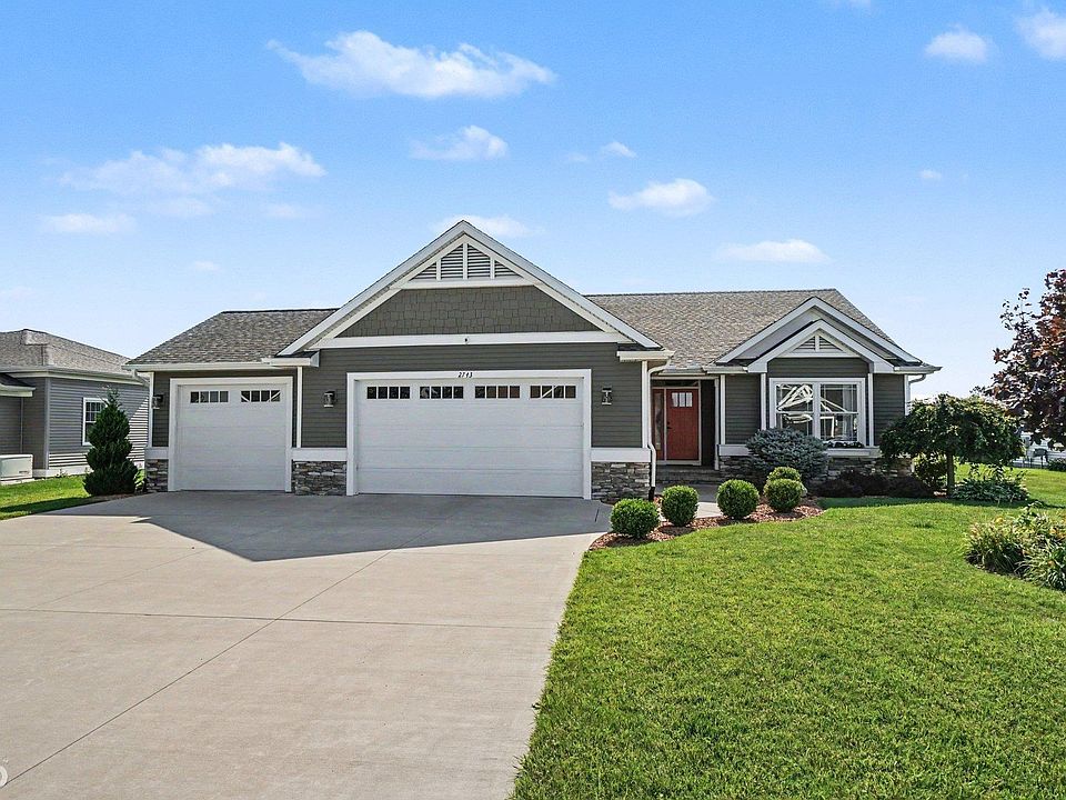 1st image of 2743 Limerick Dr