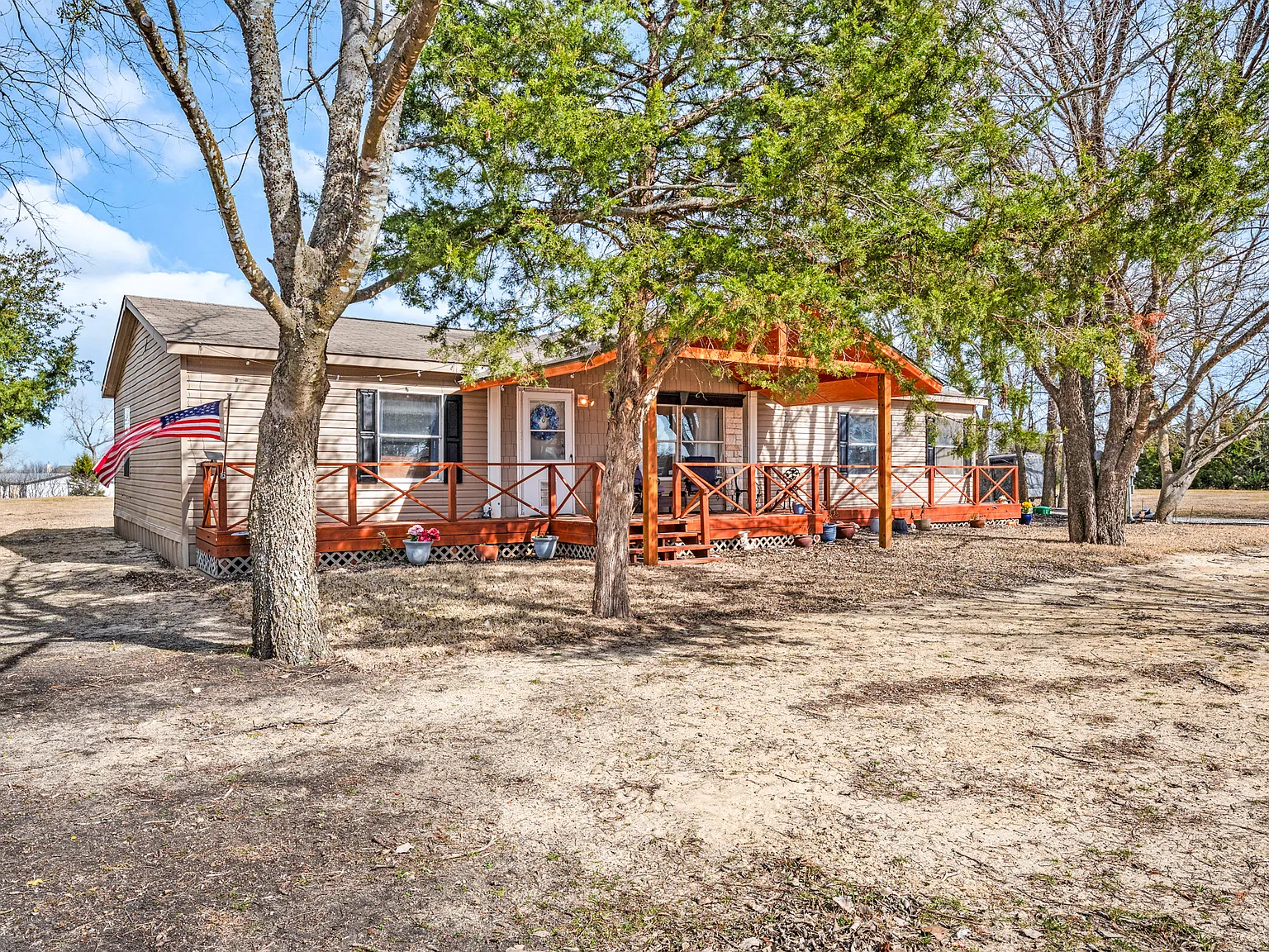 3 bed, 1792 sqft, $1,850 — Photo 1