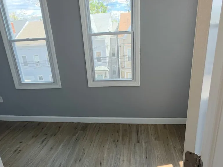 257-261 Rosa Parks Blvd #5 — Photo 5
