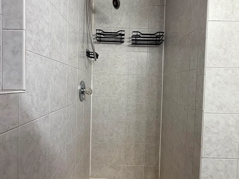 1408 Astor Ave #1 — Photo 9