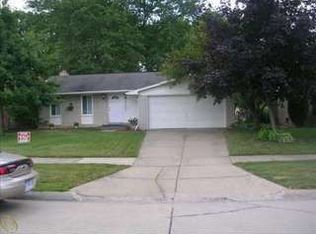 20639 Churchill Ave, Brownstown, MI 48183