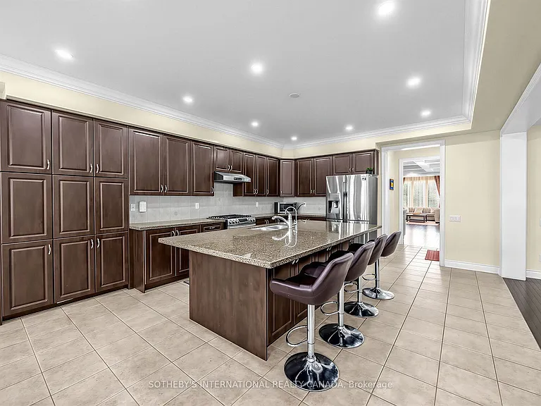 54 Kelways Cir #UPPER — Photo 10