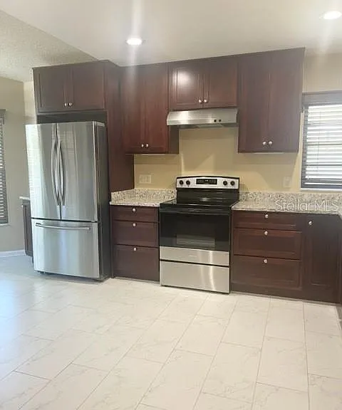1520 Attleboro Ln — Photo 27