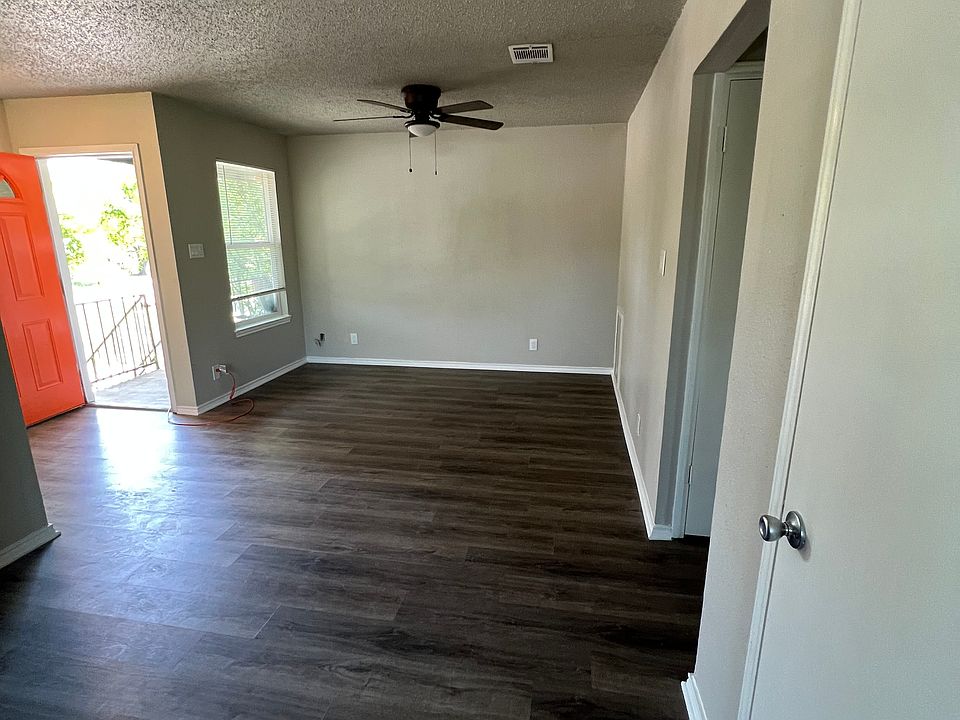 Dining/Living Room