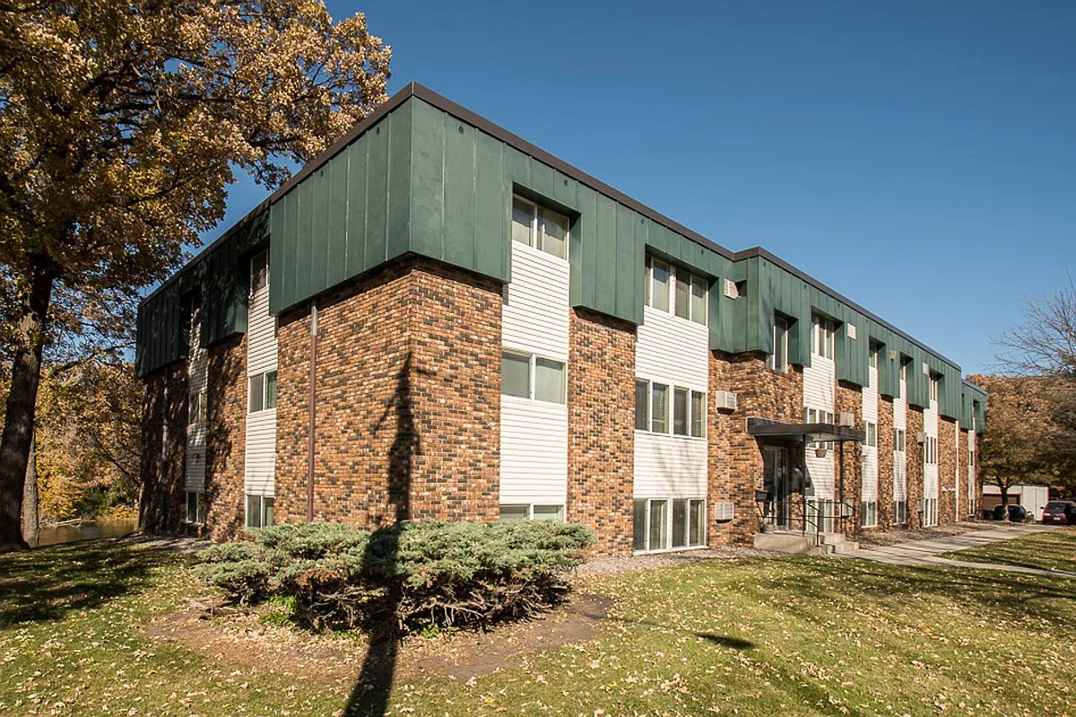 Building Photo - Bright River Estates