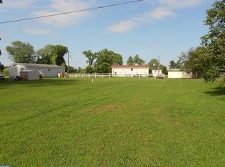 61 West St, Leipsic, DE 19901