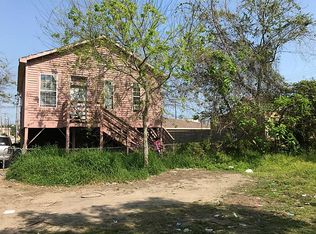 2718 Avenue L, Galveston, TX 77550