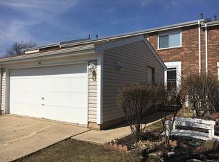 342 E Roland Dr, Glendale Heights, IL 60139
