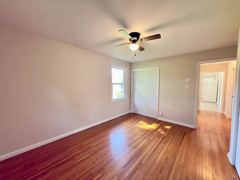 222 Yorktown Rd — Photo 28