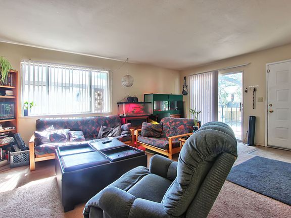 5th image of 3783 Park Dr APT 4