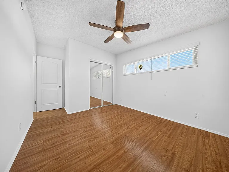 6944-6954 Coldwater Canyon Ave — Photo 38