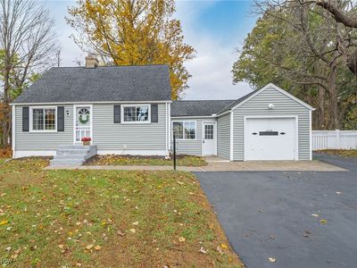 30293 Center Ridge Rd, Westlake, OH, 44145
